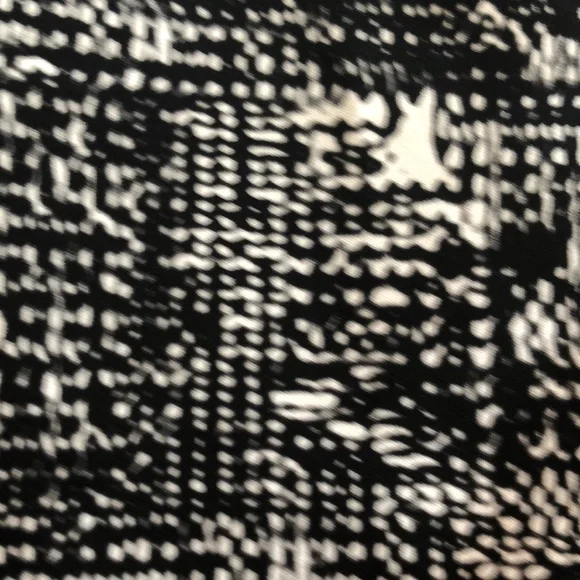 Vince Camuto Monochrome Patterned Pencil Skirt in Black andbWhite - Picture 6 of 6